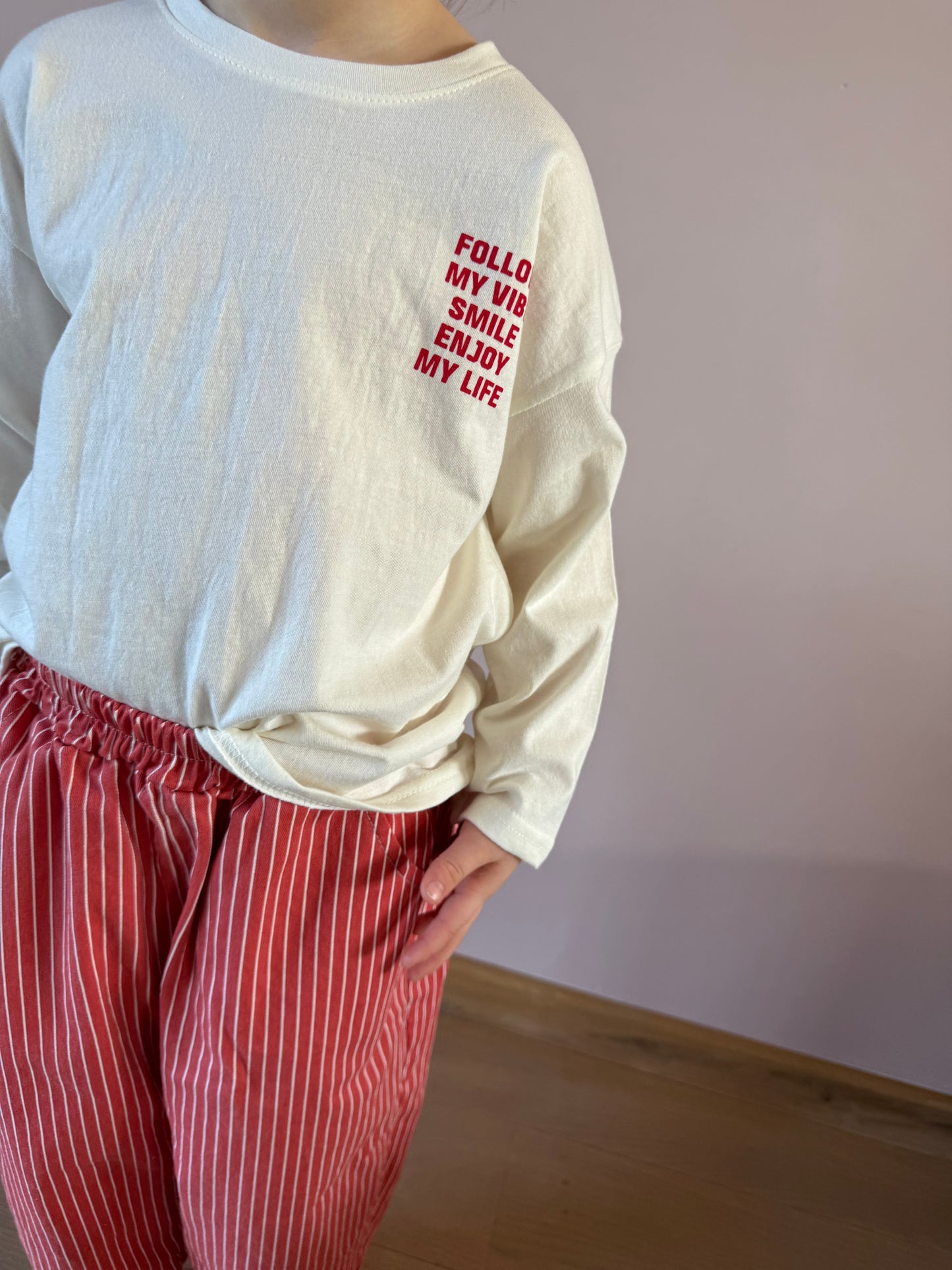 Follow my vibe tee